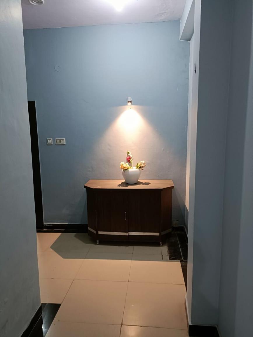 Mahoba Hotel Krishna Residency מראה חיצוני תמונה